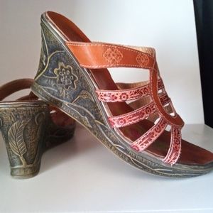 Super Cute Wedge Sandals size 10 Elite by Corkys